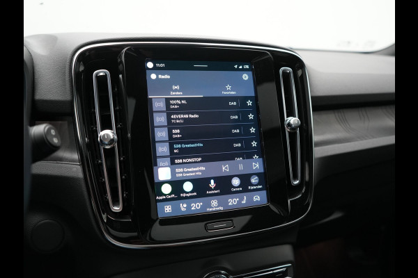 Volvo XC40 Recharge Ultimate 69 kWh 232pk Dealer O.H | Trekhaak Af Fabriek | Panodak | 360 Camera | Harman / Kardon | Adaptive Cruise | Alcantara Sportstoelen Memory & Verwarmd | Keyless | Apple Carplay | Pilot Assist | Google Assistant & Maps  Virtual | Navigatie | DAB | 19"L.M |