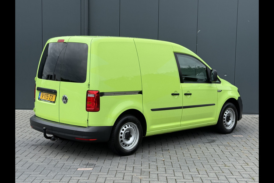 Volkswagen Caddy 2.0 TDI / L1H1 / 1e EIG. / INRICHTING / TREKHAAK / AIRCO / CRUISE / NAVI / CARPLAY