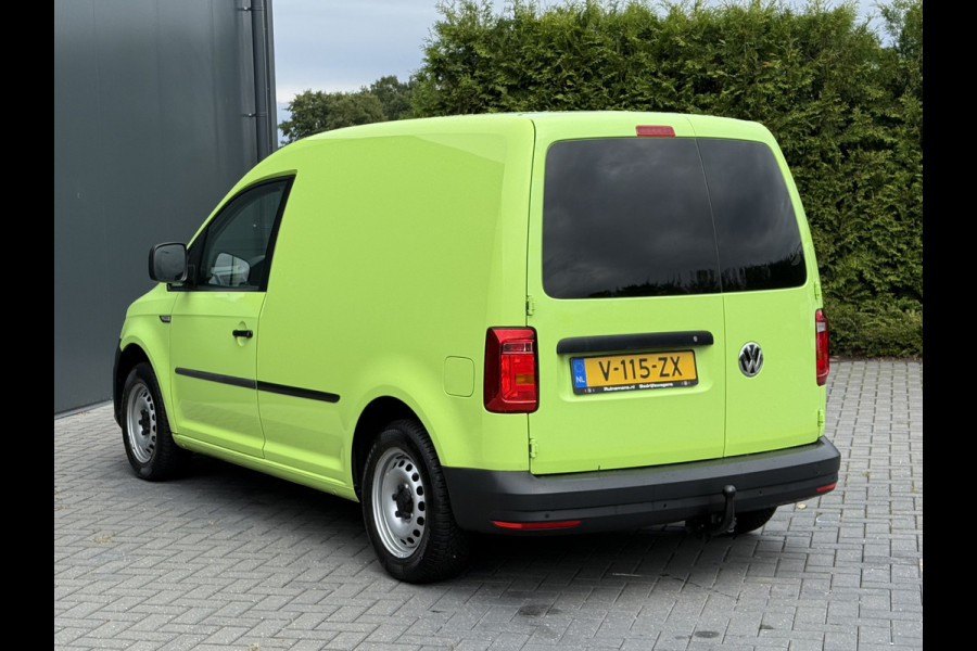 Volkswagen Caddy 2.0 TDI / L1H1 / 1e EIG. / INRICHTING / TREKHAAK / AIRCO / CRUISE / NAVI / CARPLAY