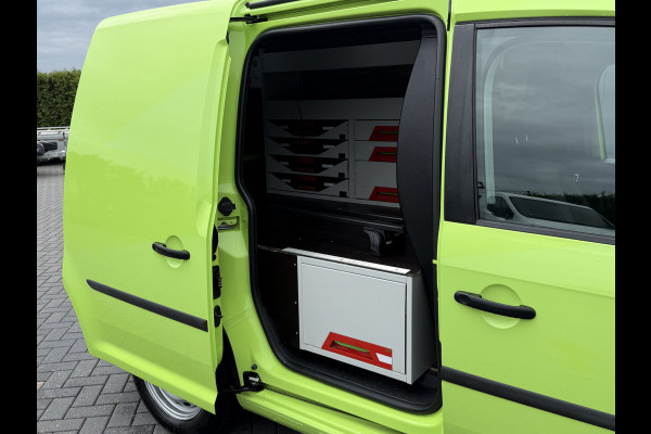 Volkswagen Caddy 2.0 TDI / L1H1 / 1e EIG. / INRICHTING / TREKHAAK / AIRCO / CRUISE / NAVI / CARPLAY