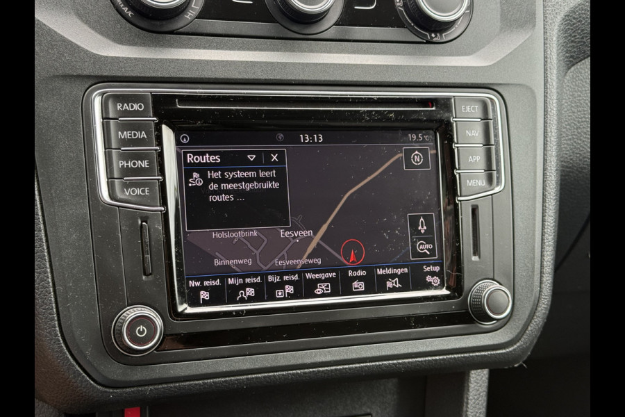 Volkswagen Caddy 2.0 TDI / L1H1 / 1e EIG. / INRICHTING / TREKHAAK / AIRCO / CRUISE / NAVI / CARPLAY