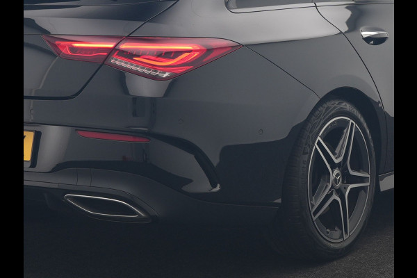 Mercedes-Benz CLA-Klasse Shooting Brake 200 Business Solution AMG 164pk Dealer O.H. | Panodak | Camera | Multi Beam LED | Alcantara Sportstoelen Memory & Verwarmd | Sfeerverlichting | Keyless | Apple Carplay | Cruise Control | Navigatie | DAB |