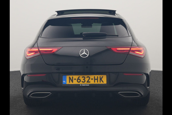 Mercedes-Benz CLA-Klasse Shooting Brake 200 Business Solution AMG 164pk Dealer O.H. | Panodak | Camera | Multi Beam LED | Alcantara Sportstoelen Memory & Verwarmd | Sfeerverlichting | Keyless | Apple Carplay | Cruise Control | Navigatie | DAB |