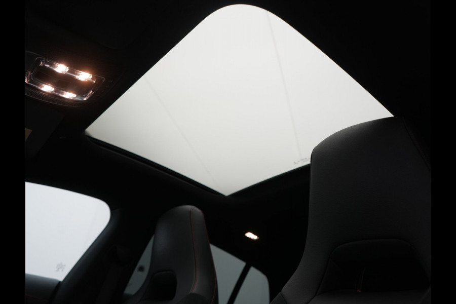 Mercedes-Benz CLA-Klasse Shooting Brake 200 Business Solution AMG 164pk Dealer O.H. | Panodak | Camera | Multi Beam LED | Alcantara Sportstoelen Memory & Verwarmd | Sfeerverlichting | Keyless | Apple Carplay | Cruise Control | Navigatie | DAB |