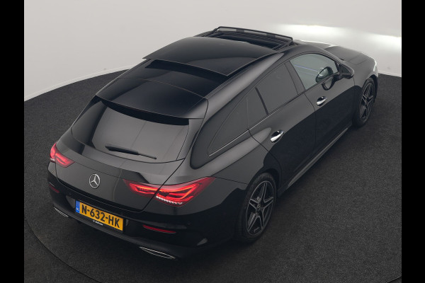 Mercedes-Benz CLA-Klasse Shooting Brake 200 Business Solution AMG 164pk Dealer O.H. | Panodak | Camera | Multi Beam LED | Alcantara Sportstoelen Memory & Verwarmd | Sfeerverlichting | Keyless | Apple Carplay | Cruise Control | Navigatie | DAB |