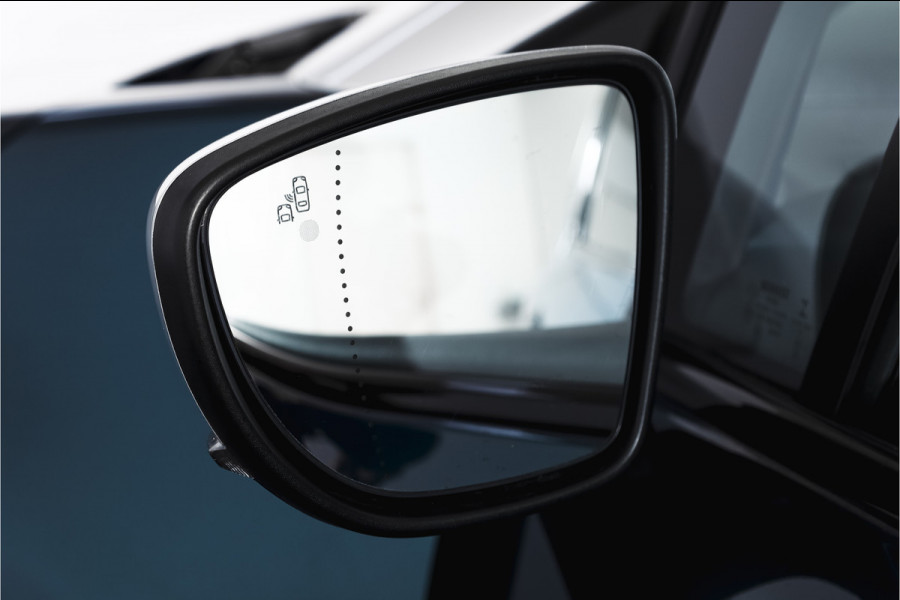 Renault Captur 0.9 TCe Intens 90 PK | Cruise | PDC | Camera | NAV+ App. Connect | ECC | Trekhaak | LM 17" |