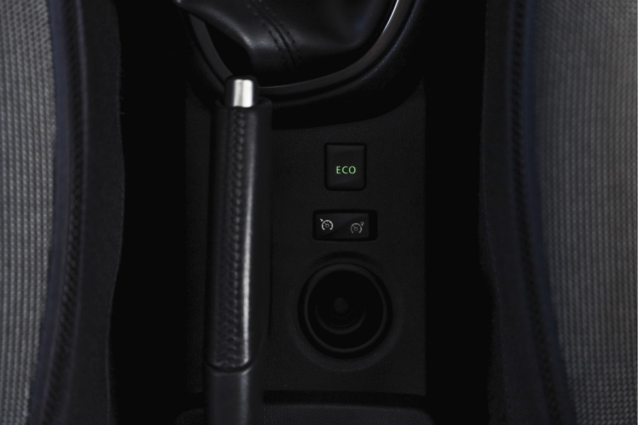 Renault Captur 0.9 TCe Intens 90 PK | Cruise | PDC | Camera | NAV+ App. Connect | ECC | Trekhaak | LM 17" |
