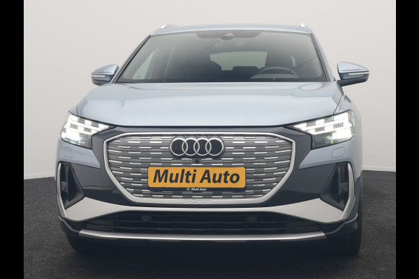 Audi Q4 e-tron 40 S Line 82 kWh 204pk Dealer O.H | Trekhaak Af Fabriek | Adaptive Cruise | Keyless | Lederen Sportstoelen Verwarmd | BLIS | Apple Carplay | Lane Assist | Virtual | Navigatie | DAB | 20"L.M |