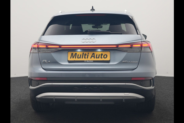 Audi Q4 e-tron 40 S Line 82 kWh 204pk Dealer O.H | Trekhaak Af Fabriek | Adaptive Cruise | Keyless | Lederen Sportstoelen Verwarmd | BLIS | Apple Carplay | Lane Assist | Virtual | Navigatie | DAB | 20"L.M |