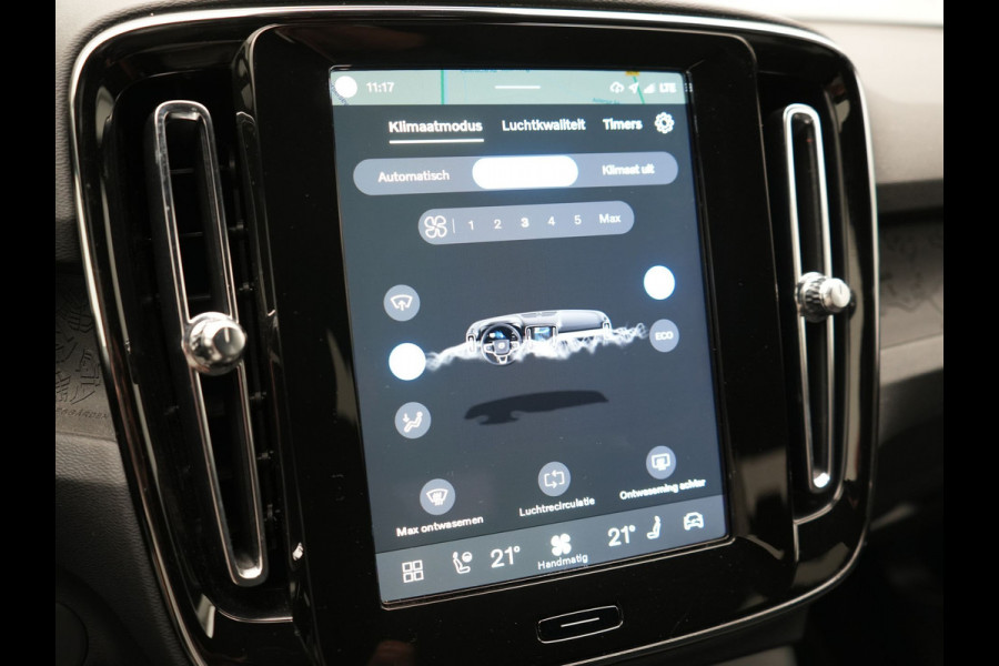 Volvo XC40 Single Motor Long Range Plus 82 kWh 252pk Dealer O.H | Trekhaak Af Fabriek | Camera | Adaptive Cruise | Sportstoelen Verwarmd | Pilot Assist | Google Assistant & Maps | BLIS | Keyless | Virtual | Navigatie | DAB | 19"L.M |