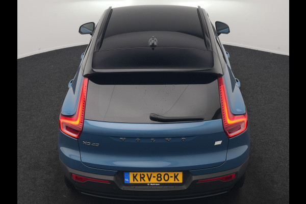 Volvo XC40 Single Motor Long Range Plus 82 kWh 252pk Dealer O.H | Trekhaak Af Fabriek | Camera | Adaptive Cruise | Sportstoelen Verwarmd | Pilot Assist | Google Assistant & Maps | BLIS | Keyless | Virtual | Navigatie | DAB | 19"L.M |