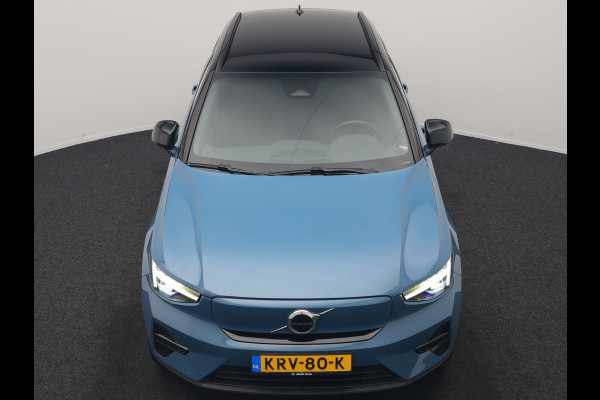 Volvo XC40 Single Motor Long Range Plus 82 kWh 252pk Dealer O.H | Trekhaak Af Fabriek | Camera | Adaptive Cruise | Sportstoelen Verwarmd | Pilot Assist | Google Assistant & Maps | BLIS | Keyless | Virtual | Navigatie | DAB | 19"L.M |