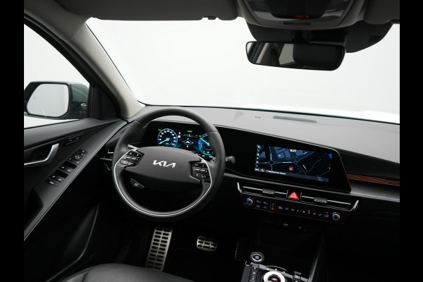 Kia Niro 1.6 GDi ExecutiveLine PHEV 182pk Dealer O.H | Adaptive Cruise | Head Up | Camera | Harman / Kardon | Lederen Sportstoelen Memory & Ventilatie | BLIS | Keyless | Apple Carplay | Pilot Assist | Navigatie | Virtual | DAB | 18"L.M | Plug In Hybrid |