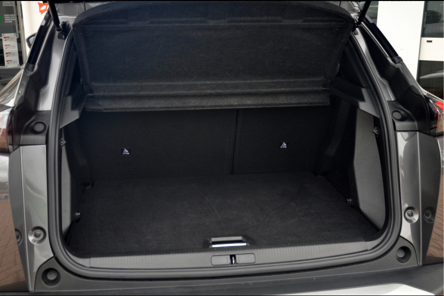 Peugeot 2008 1.2 PureTech 130 PK GT EAT8 | 20.000 km! | Trekhaak | Navi