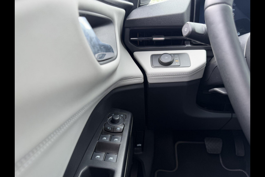 Ford Puma Gen-E Premium 44 kWh | 3100 KM | Driver Pack | Winter Pack | Trekhaak | Verlengde fabrieksgarantie tot 08-2029