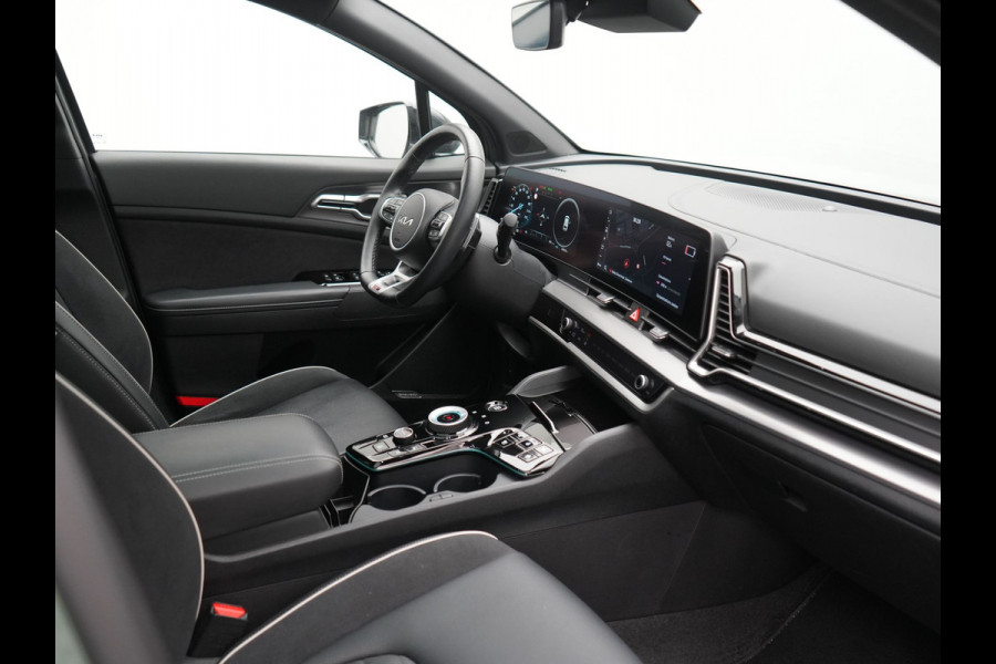 Kia Sportage 1.6 T-GDi PHEV AWD GT-Line 265pk Dealer O.H | Trekhaak Afn. | Panodak | Adaptive Cruise | 360 Camera | Harman / Kardon | Lederen Sportstoelen Memory & Ventilatie | Keyless | Apple Carplay | Pilot Assist | Stuur & Stoelverwarming | Sfeerverlichting | Virtual | Navigatie | DAB | 19"L.M | Plug In Hybrid |
