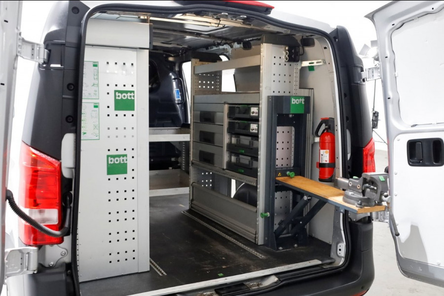 Mercedes-Benz Vito 114 CDI Lang 9G Automaat LED/Inrichting/Navi/Camera 04-2022