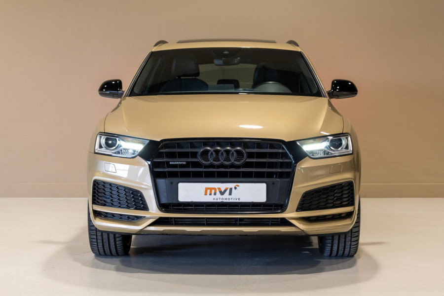 Audi Q3 2.0 TFSI quattro Sport 3x S-Line Edition / 220pk / Trekhaak / Panorama dak / Nappaleder / Bose / Elektrische stoelverstelling /