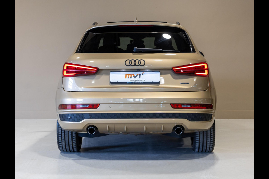 Audi Q3 2.0 TFSI quattro Sport 3x S-Line Edition / 220pk / Trekhaak / Panorama dak / Nappaleder / Bose / Elektrische stoelverstelling /