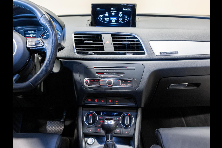 Audi Q3 2.0 TFSI quattro Sport 3x S-Line Edition / 220pk / Trekhaak / Panorama dak / Nappaleder / Bose / Elektrische stoelverstelling /