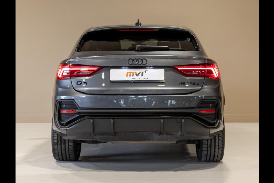 Audi Q3 Sportback 45 TFSI e 2x S-Line Edition / 245pk / Leder / Stoelverwarming /