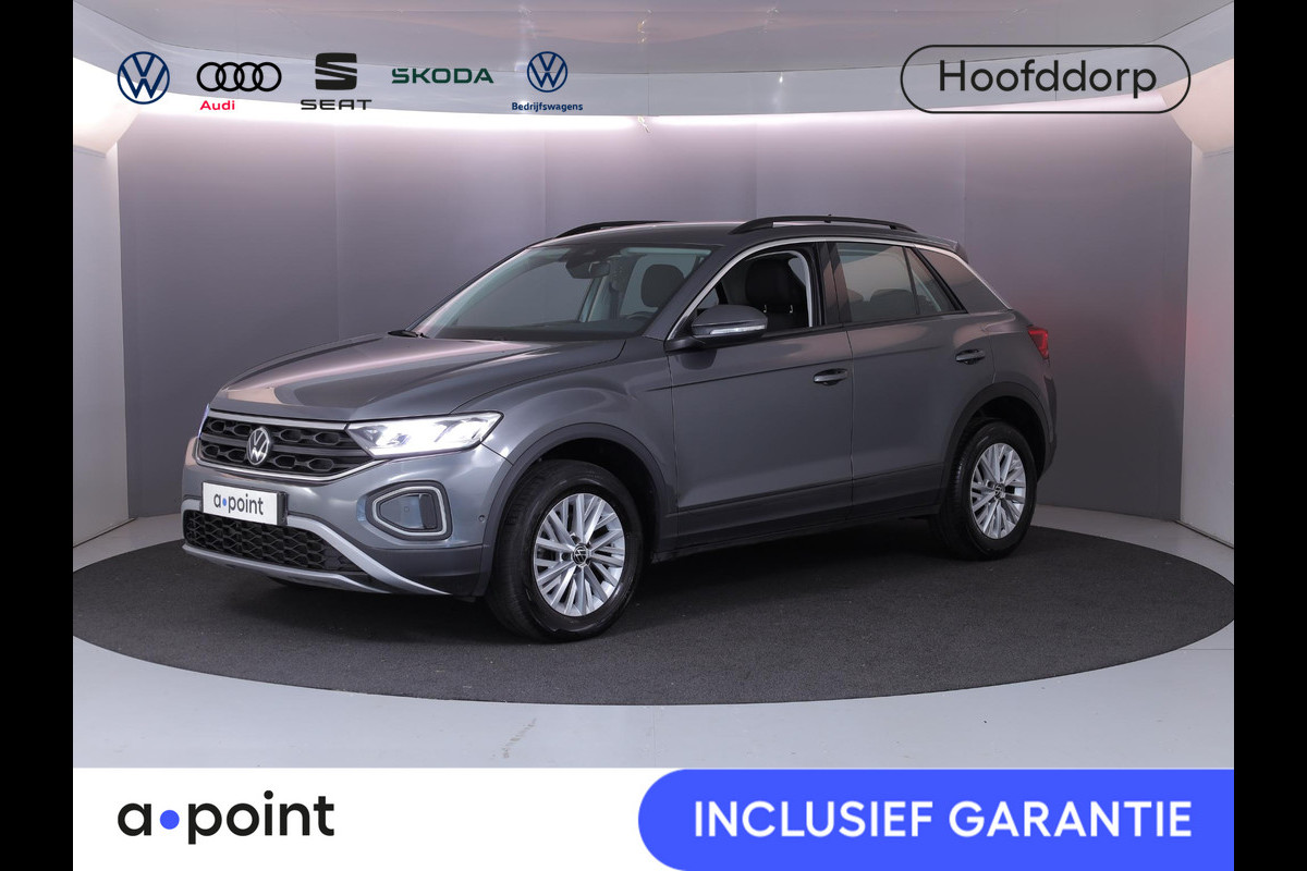 Volkswagen T-Roc 1.5 TSI Life 150PK DSG | Achteruitrijcamera | Stoelverwarming | Clima |