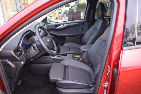 Ford Kuga 2.5 PHEV Titanium X B&O Audio |  AGR-stoelen | Winterpakket | Adaptive Cruise Control | Navigatie | Camera |