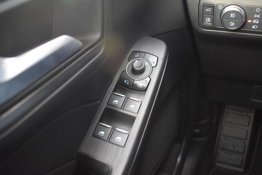Ford Kuga 2.5 PHEV Titanium X B&O Audio |  AGR-stoelen | Winterpakket | Adaptive Cruise Control | Navigatie | Camera |