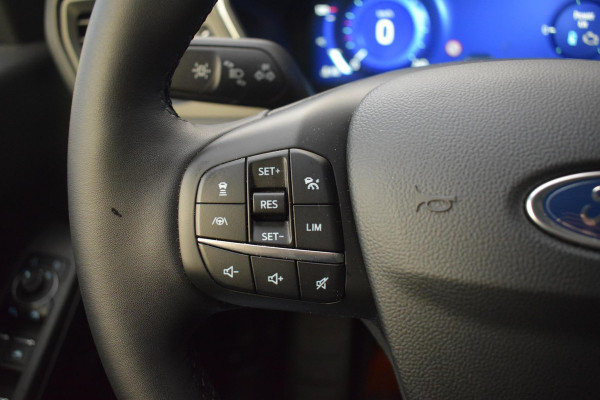 Ford Kuga 2.5 PHEV Titanium X B&O Audio |  AGR-stoelen | Winterpakket | Adaptive Cruise Control | Navigatie | Camera |