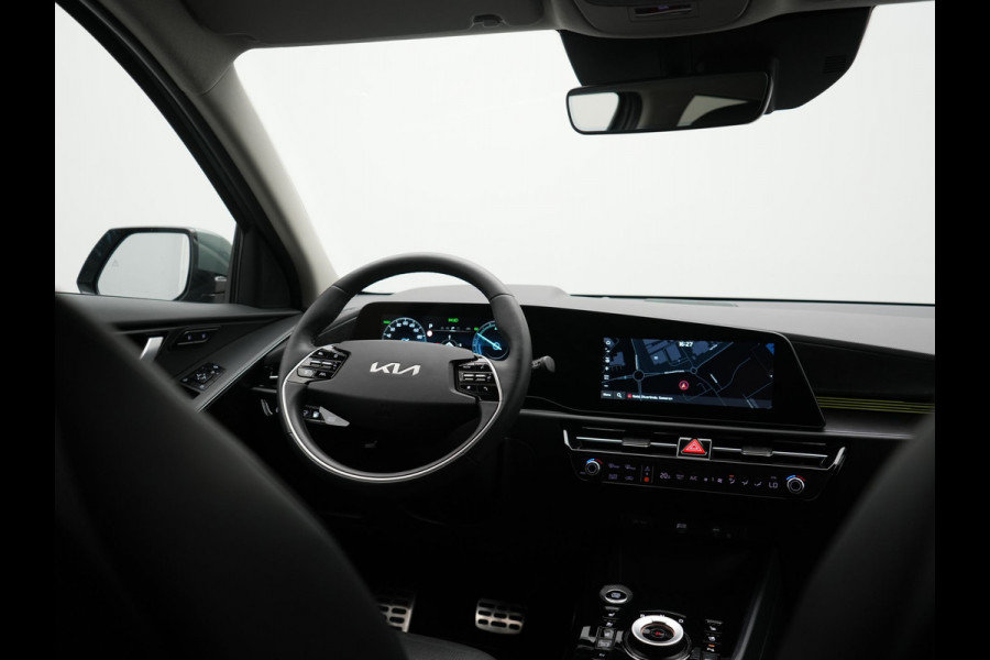 Kia Niro 1.6 GDi ExecutiveLine PHEV 182pk Dealer O.H | Adaptive Cruise | Head Up | Camera | Harman / Kardon | Lederen Sportstoelen Memory & Ventilatie | BLIS | Keyless | Apple Carplay | Pilot Assist | Navigatie | Virtual | DAB | 18"L.M | Plug In Hybrid |