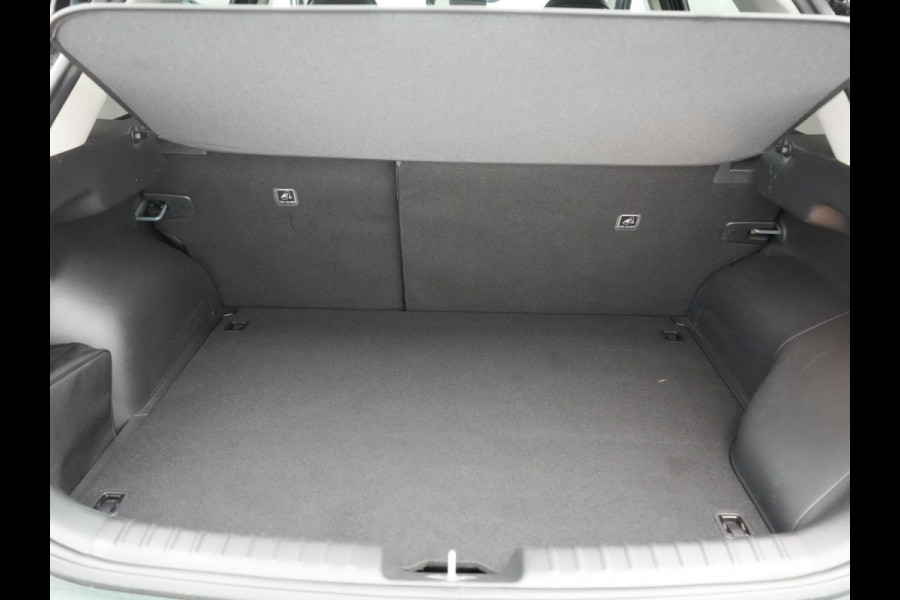 Kia Niro 1.6 GDi ExecutiveLine PHEV 182pk Dealer O.H | Adaptive Cruise | Head Up | Camera | Harman / Kardon | Lederen Sportstoelen Memory & Ventilatie | BLIS | Keyless | Apple Carplay | Pilot Assist | Navigatie | Virtual | DAB | 18"L.M | Plug In Hybrid |