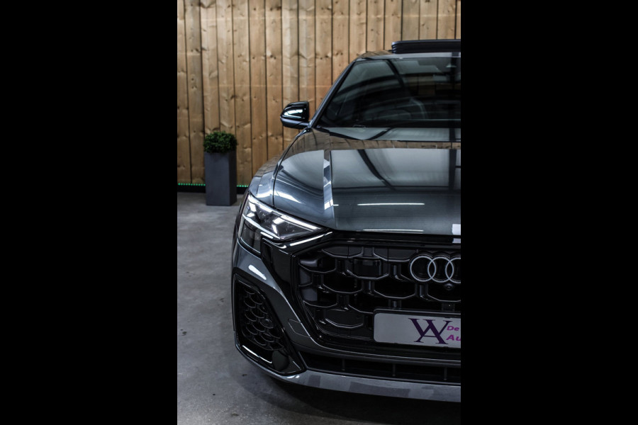 Audi Q8 60 TFSI e Quattro Competition *Pano*RS-Stoelen*B&O*4-Wiel besturing*360 Camera*