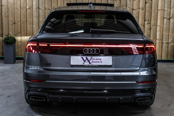 Audi Q8 60 TFSI e Quattro Competition *Pano*RS-Stoelen*B&O*4-Wiel besturing*360 Camera*