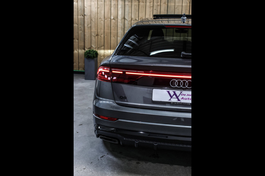 Audi Q8 60 TFSI e Quattro Competition *Pano*RS-Stoelen*B&O*4-Wiel besturing*360 Camera*