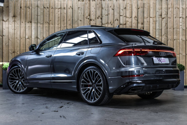 Audi Q8 60 TFSI e Quattro Competition *Pano*RS-Stoelen*B&O*4-Wiel besturing*360 Camera*