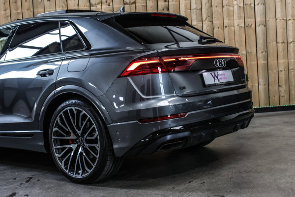 Audi Q8 60 TFSI e Quattro Competition *Pano*RS-Stoelen*B&O*4-Wiel besturing*360 Camera*