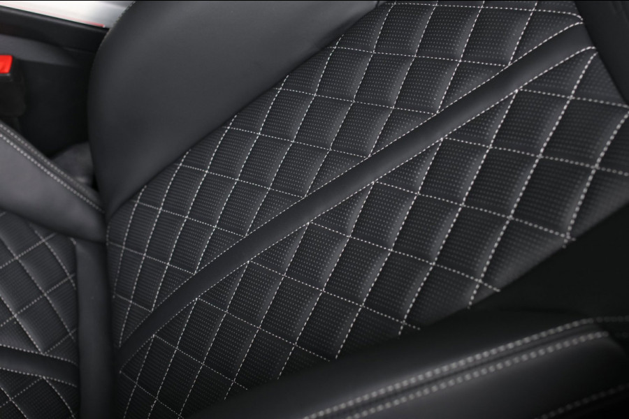 Audi Q8 60 TFSI e Quattro Competition *Pano*RS-Stoelen*B&O*4-Wiel besturing*360 Camera*
