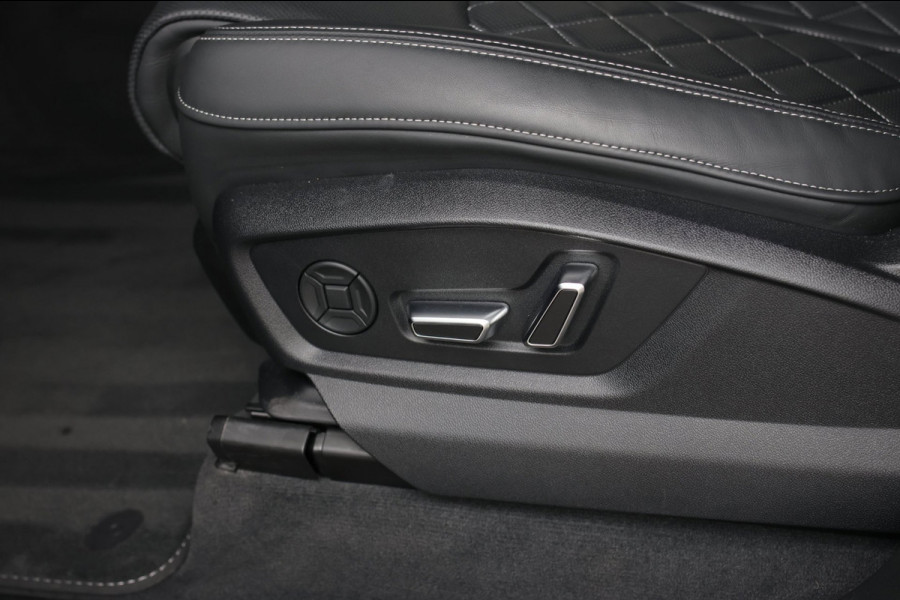 Audi Q8 60 TFSI e Quattro Competition *Pano*RS-Stoelen*B&O*4-Wiel besturing*360 Camera*