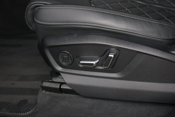 Audi Q8 60 TFSI e Quattro Competition *Pano*RS-Stoelen*B&O*4-Wiel besturing*360 Camera*