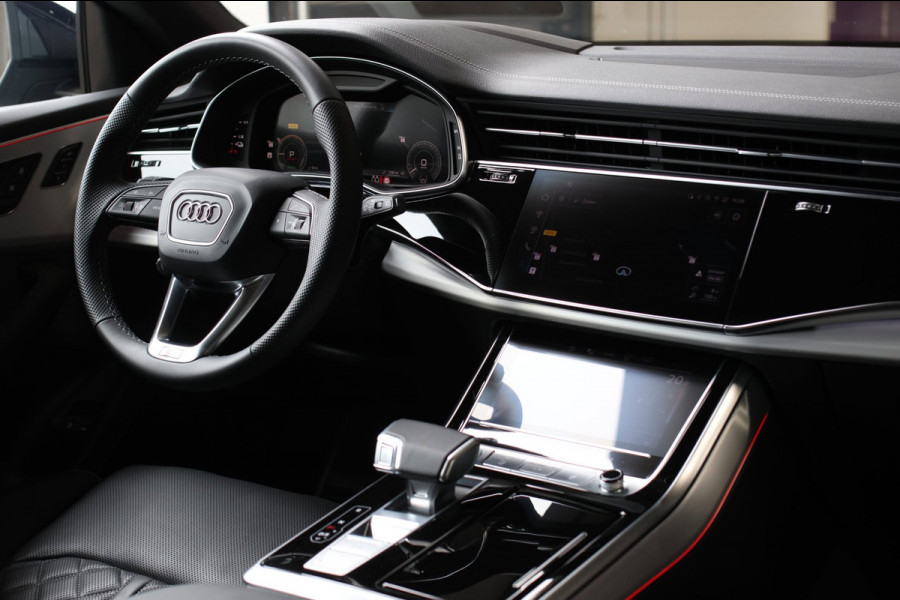 Audi Q8 60 TFSI e Quattro Competition *Pano*RS-Stoelen*B&O*4-Wiel besturing*360 Camera*