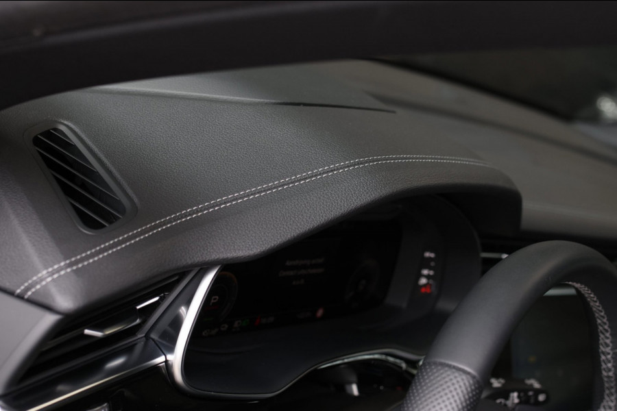 Audi Q8 60 TFSI e Quattro Competition *Pano*RS-Stoelen*B&O*4-Wiel besturing*360 Camera*