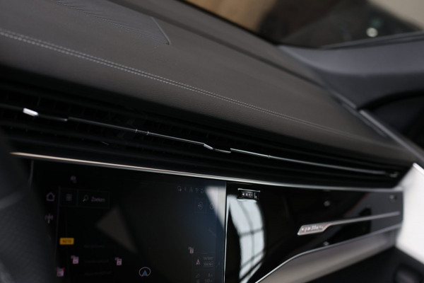 Audi Q8 60 TFSI e Quattro Competition *Pano*RS-Stoelen*B&O*4-Wiel besturing*360 Camera*