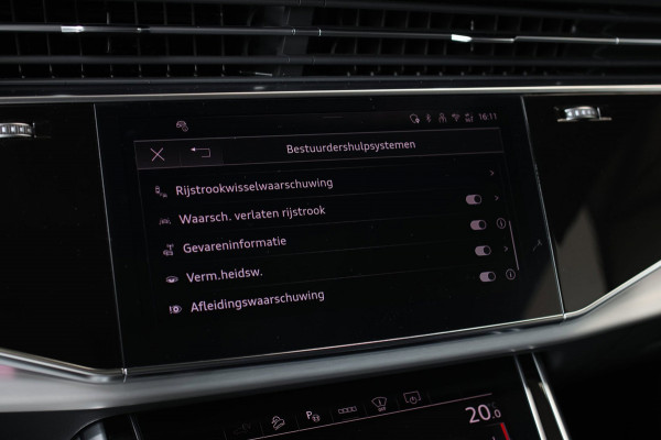 Audi Q8 60 TFSI e Quattro Competition *Pano*RS-Stoelen*B&O*4-Wiel besturing*360 Camera*