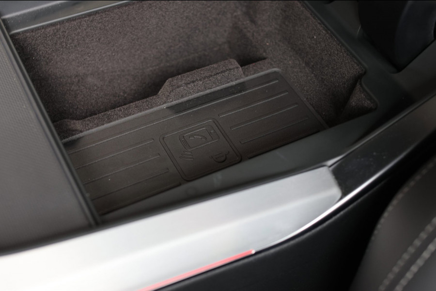 Audi Q8 60 TFSI e Quattro Competition *Pano*RS-Stoelen*B&O*4-Wiel besturing*360 Camera*
