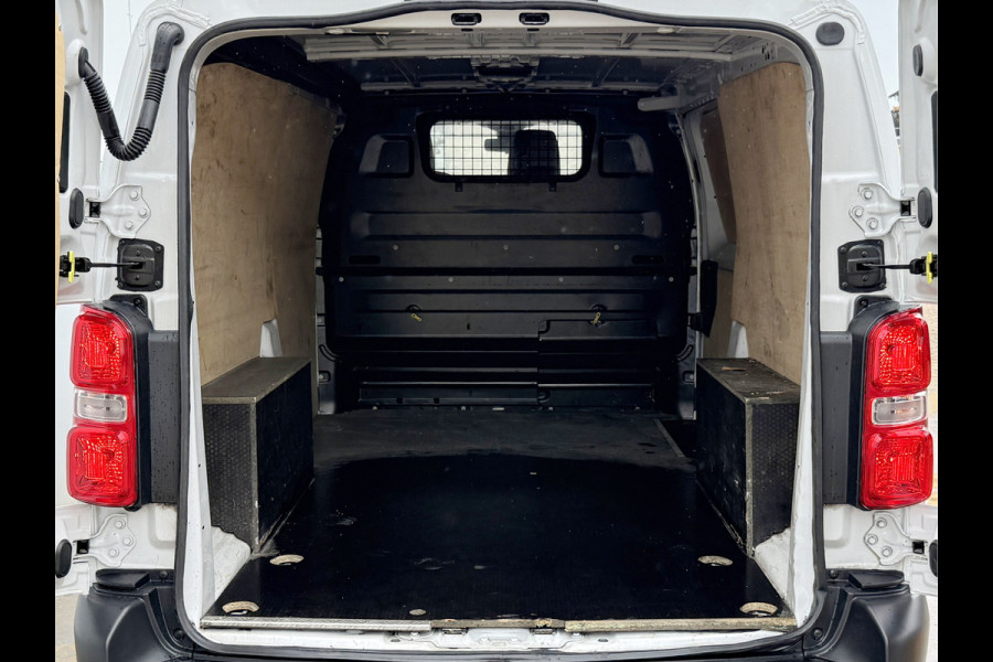 Toyota PROACE Electric 75kWh 136PK L2 Elektrisch 93.3% (SOH) 330km WLTP Snelladen Cruise Control Climate Control Carplay Navigatie 360° Camera Snelladen