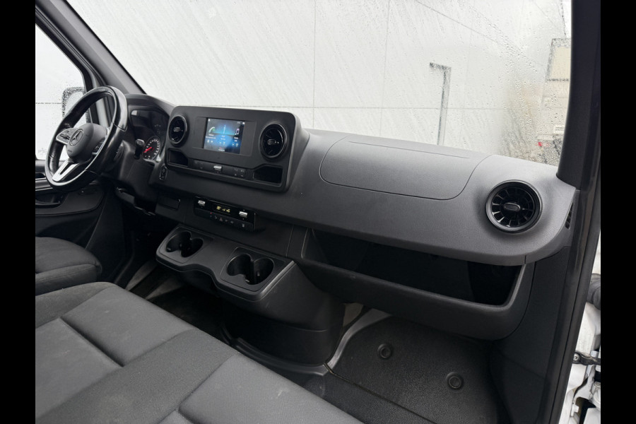 Mercedes-Benz Sprinter 315 1.9 CDI Automaat L3H2 Climate Control Adaptieve Cruise Carplay Trekhaak 2.8t Camera Stoelverwarming Parkeersensoren voor achter