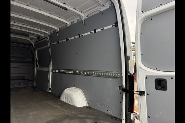 Mercedes-Benz Sprinter 315 1.9 CDI Automaat L3H2 Climate Control Adaptieve Cruise Carplay Trekhaak 2.8t Camera Stoelverwarming Parkeersensoren voor achter