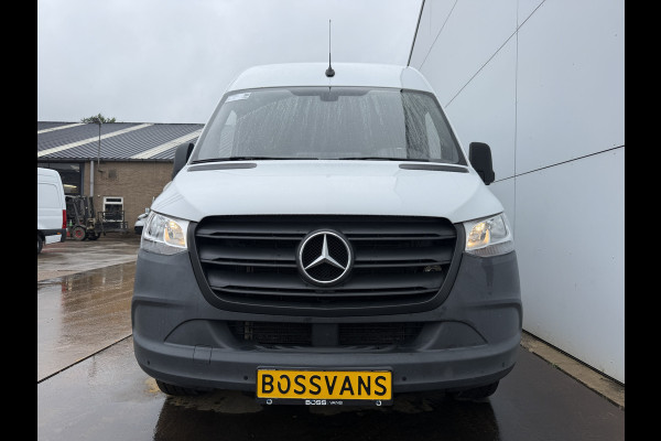 Mercedes-Benz Sprinter 315 1.9 CDI Automaat L3H2 Climate Control Adaptieve Cruise Carplay Trekhaak 2.8t Camera Stoelverwarming Parkeersensoren voor achter