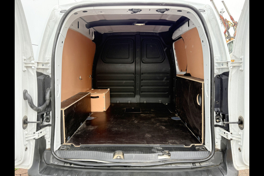 Renault Kangoo E-Tech 45kWh 122PK L1 300km WLTP *MARGE* Climate Control Camera Bluetooth Parkeersensoren Achter