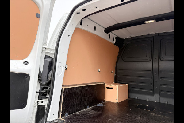 Renault Kangoo E-Tech 45kWh 122PK L1 300km WLTP *MARGE* Climate Control Camera Bluetooth Parkeersensoren Achter